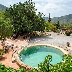 Robby's Ibiza Vakantieboerderij